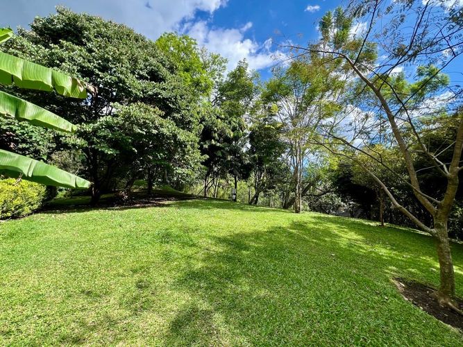 Apartamento en arriendo en Urbanización Las Cumbres, Medellín · foto 15 de 20