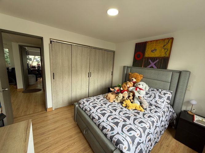 Apartamento de 4 alcobas en venta en El Poblado, Medellín, 263 m² · foto 23 de 24