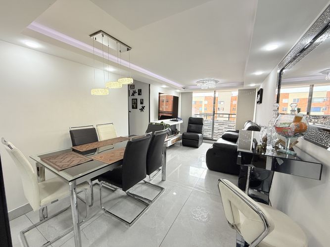 Apartamento de 3 alcobas en venta en El Sosiego, Madrid, 63 m² · foto 7 de 20