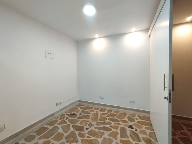 Oficina en arriendo en Zona Centro, Envigado, 24 m² · foto 4 de 8