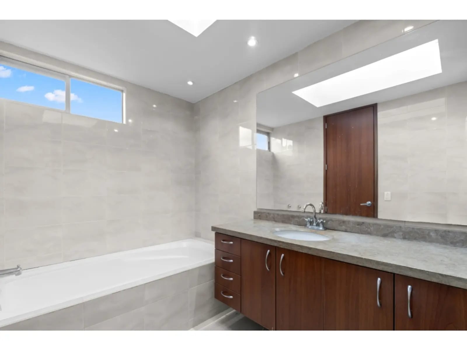Casa en venta en Colina Campestre, Bogotá · foto 8 de 16