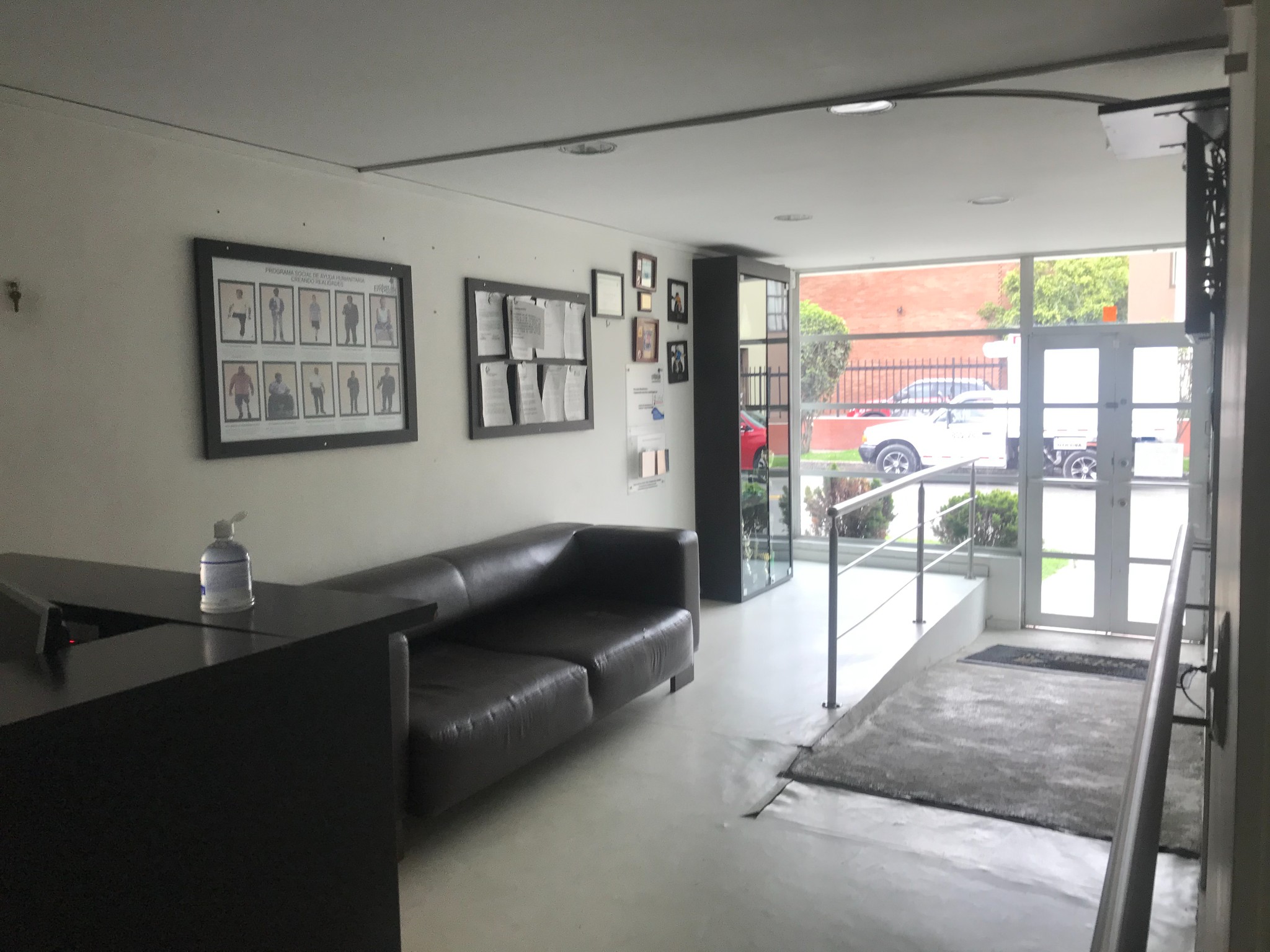 Casa en venta en La Esmeralda, Bogotá · foto 4 de 21