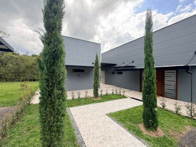 Finca en venta en La Ceja, 180 m² · foto 18 de 24