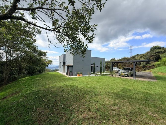 Finca en venta en La Ceja, 180 m² · foto 21 de 24