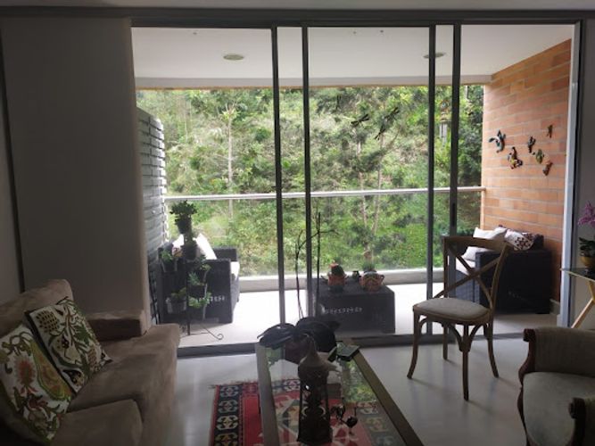 Apartamento de 1 alcoba en venta en Llano Grande, Rionegro, 62 m² · foto 3 de 10