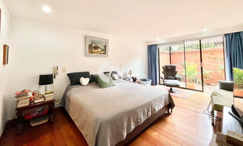 Apartamento de 3 alcobas en venta en Chicó Reservado, Bogotá, 254 m² · foto 8 de 17