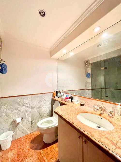 Apartamento de 3 alcobas en venta en Chicó Reservado, Bogotá, 254 m² · foto 14 de 17