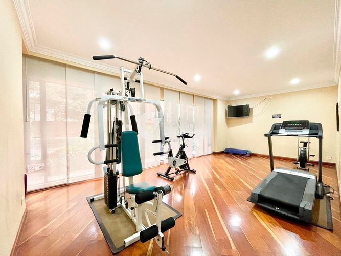 Apartamento de 3 alcobas en venta en Chicó Reservado, Bogotá, 254 m² · foto 16 de 17