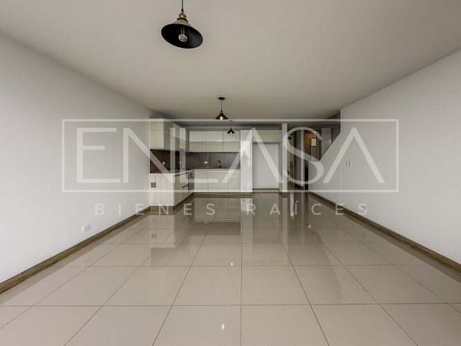 Apartamento de 4 alcobas en venta en Bellavista, Cali, 140 m² · foto 2 de 23