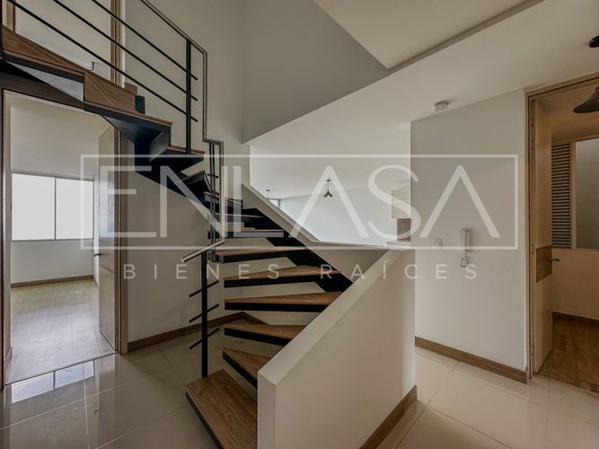 Apartamento de 4 alcobas en venta en Bellavista, Cali, 140 m² · foto 13 de 23