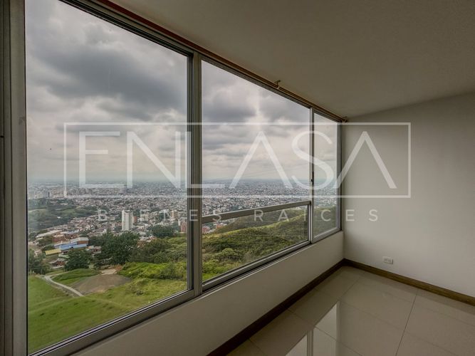 Apartamento de 4 alcobas en venta en Bellavista, Cali, 140 m² · foto 18 de 23