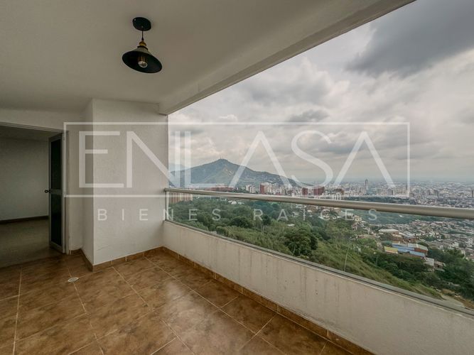 Apartamento de 4 alcobas en venta en Bellavista, Cali, 140 m² · foto 19 de 23