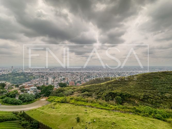 Apartamento de 4 alcobas en venta en Bellavista, Cali, 140 m² · foto 23 de 23