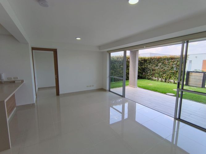 Apartamento de 3 alcobas en venta en Alfaguara, Jamundí, 150 m² · foto 5 de 24