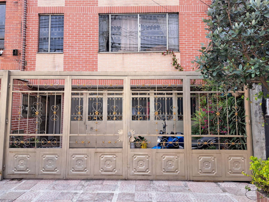 Apartamento en venta en Villa Luz, Bogotá · foto 2 de 11