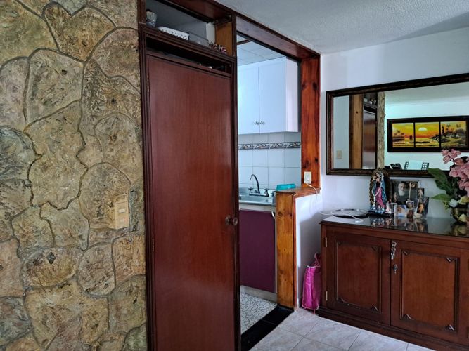 Apartamento de 4 alcobas en venta en Villa Luz, Bogotá, 71 m² · foto 4 de 11