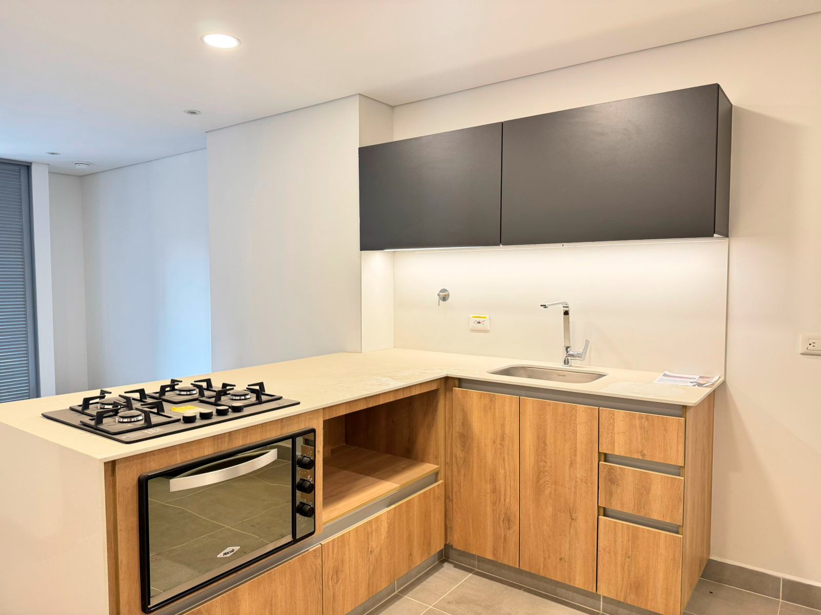 Apartamento en arriendo en El Poblado, Medellín · foto 6 de 13