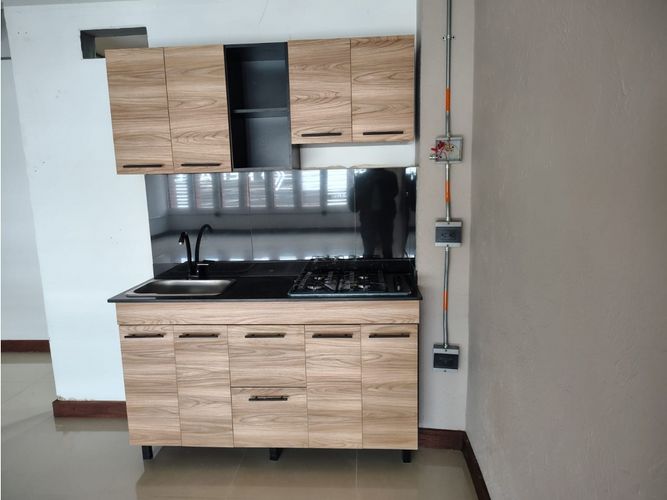Oficina en arriendo en La Candelaria, Medellín, 62 m² · foto 3 de 8