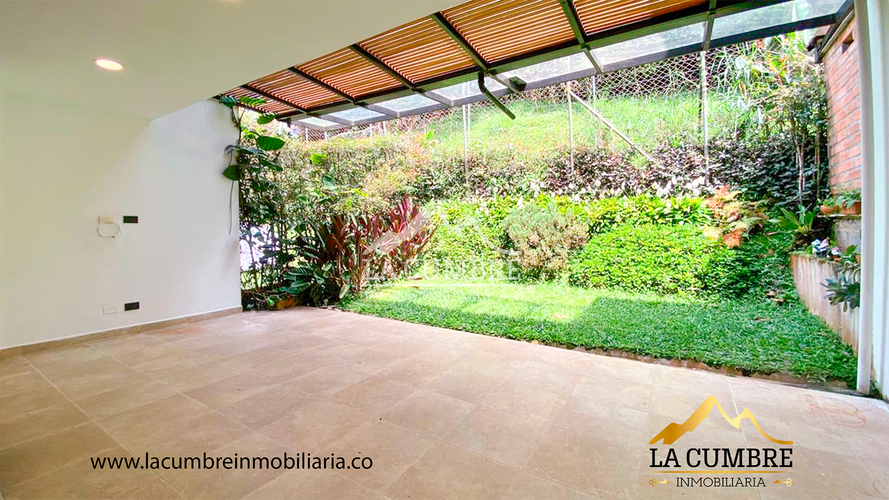 Casa de 3 alcobas en arriendo en San Lucas, Medellín, 190 m² · foto 3 de 16