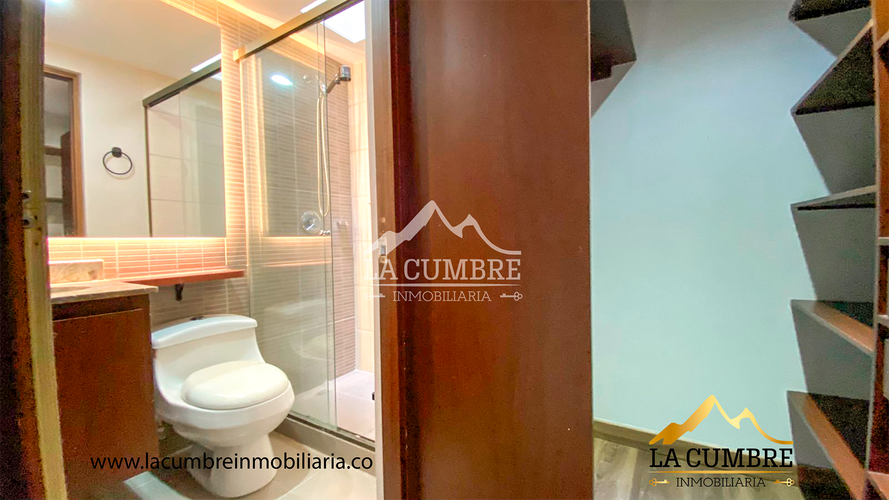 Casa de 3 alcobas en arriendo en San Lucas, Medellín, 190 m² · foto 12 de 16