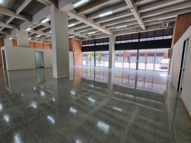 Local en arriendo en Shellmar, Medellín, 580 m² · foto 9 de 24