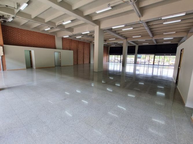 Local en arriendo en Shellmar, Medellín, 580 m² · foto 11 de 24