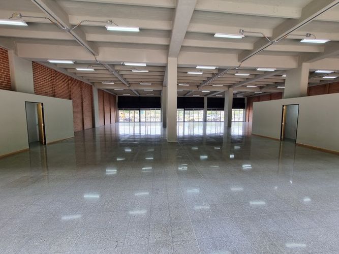 Local en arriendo en Shellmar, Medellín, 580 m² · foto 12 de 24