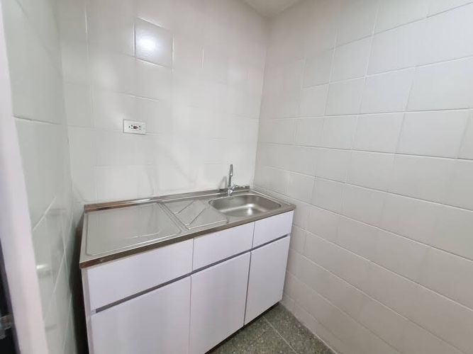 Local en arriendo en Shellmar, Medellín, 580 m² · foto 19 de 24
