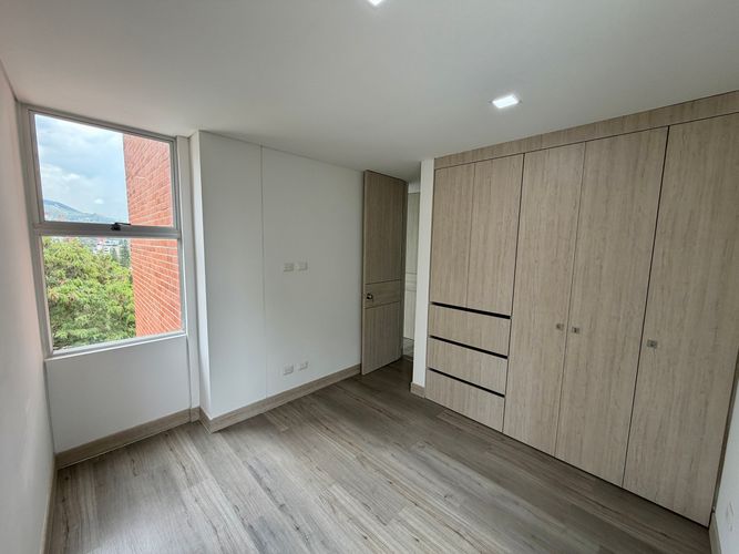 Apartamento de 4 alcobas en venta en Cristales, Cali, 122 m² · foto 13 de 20
