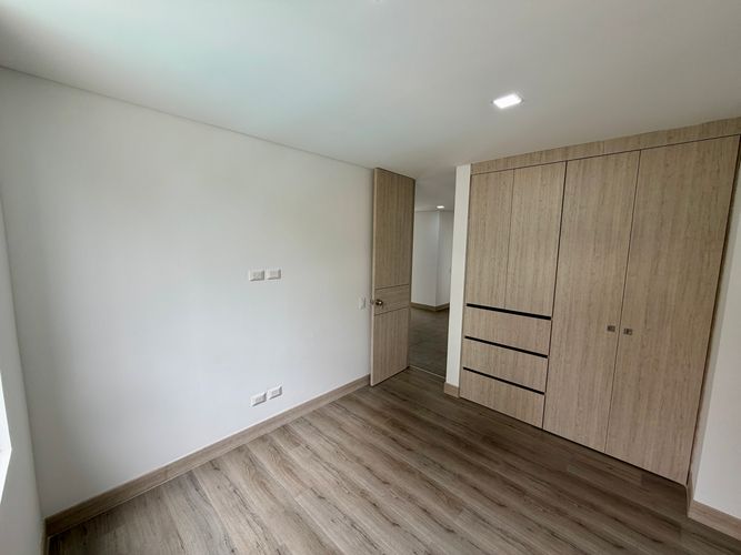 Apartamento de 4 alcobas en venta en Cristales, Cali, 122 m² · foto 15 de 20