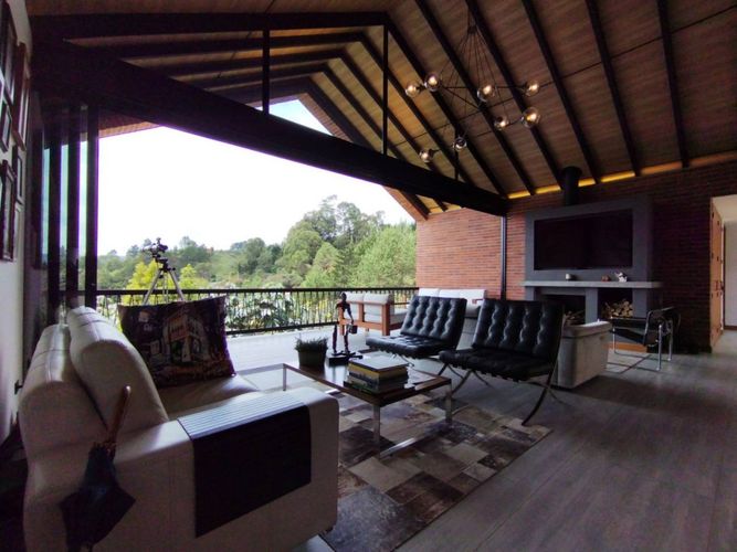 Casa de 2 alcobas en venta en La Clara, Guarne, 290 m² · foto 12 de 24