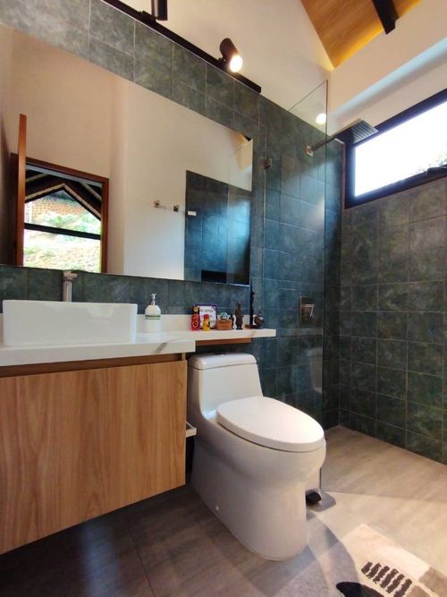 Casa de 2 alcobas en venta en La Clara, Guarne, 290 m² · foto 23 de 24
