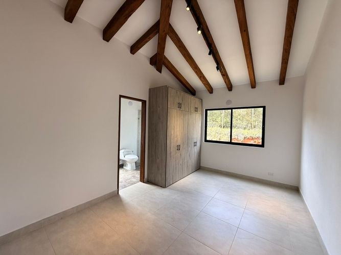 Casa de 4 alcobas en venta en El Carmen De Viboral, El Carmen de Viboral, 400 m² · foto 11 de 24