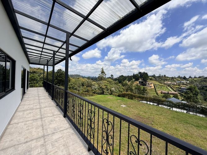 Casa de 4 alcobas en venta en El Carmen De Viboral, El Carmen de Viboral, 400 m² · foto 21 de 24