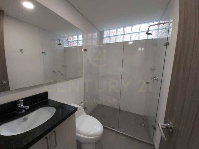 Apartaestudio en venta en Chapinero Alto, Bogotá, 42 m² · foto 8 de 16