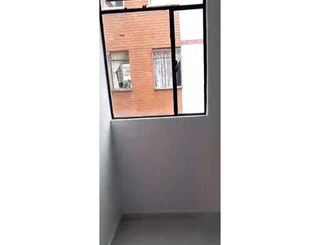Apartamento de 3 alcobas en venta en Rincon De Giron Parte Alta, Girón, 54 m² · foto 5 de 9