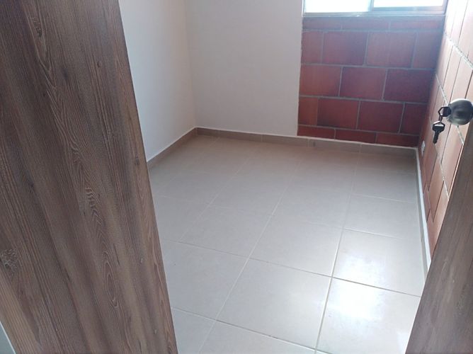 Apartamento de 3 alcobas en venta en Pajarito, Medellín, 53 m² · foto 15 de 24