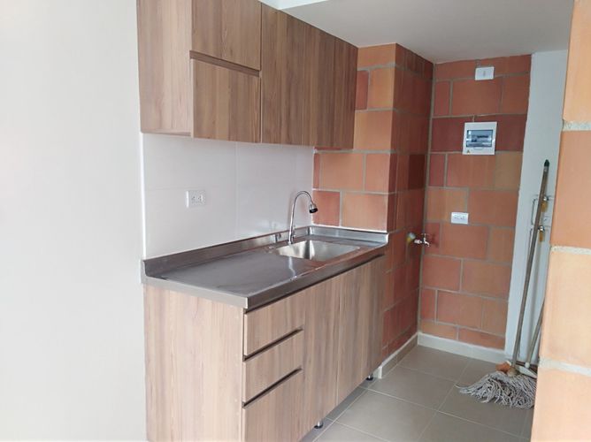 Apartamento de 3 alcobas en venta en Pajarito, Medellín, 53 m² · foto 20 de 24
