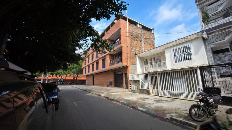 Edificio en venta en Atanasio Girardot, Cali, 600 m² · foto 10 de 15