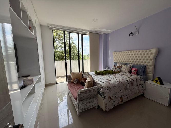 Casa de 4 alcobas en venta en Las Mercedes, Jamundí, 288 m² · foto 12 de 21