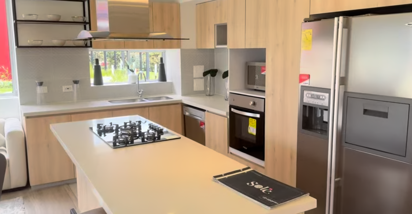 Apartamento en venta en Lagos De Torca, Bogotá · foto 3 de 12