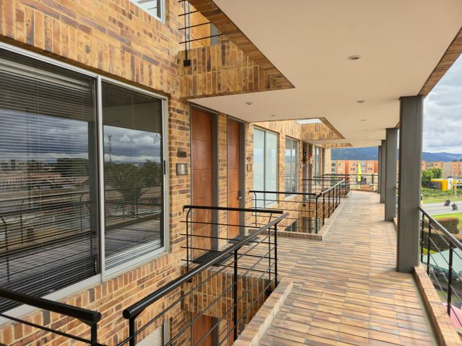 Oficina en venta en Laura Vicuña, Chía, 42 m² · foto 9 de 24