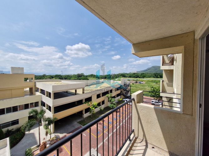 Apartamento de 2 alcobas en venta en Aqualina, Girardot, 61 m² · foto 4 de 21