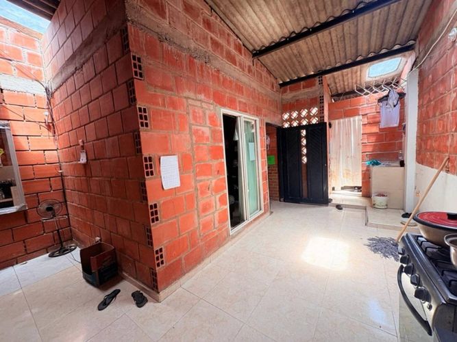 Casa de 4 alcobas en venta en Ciro Velazco, Jamundí, 340 m² · foto 8 de 21