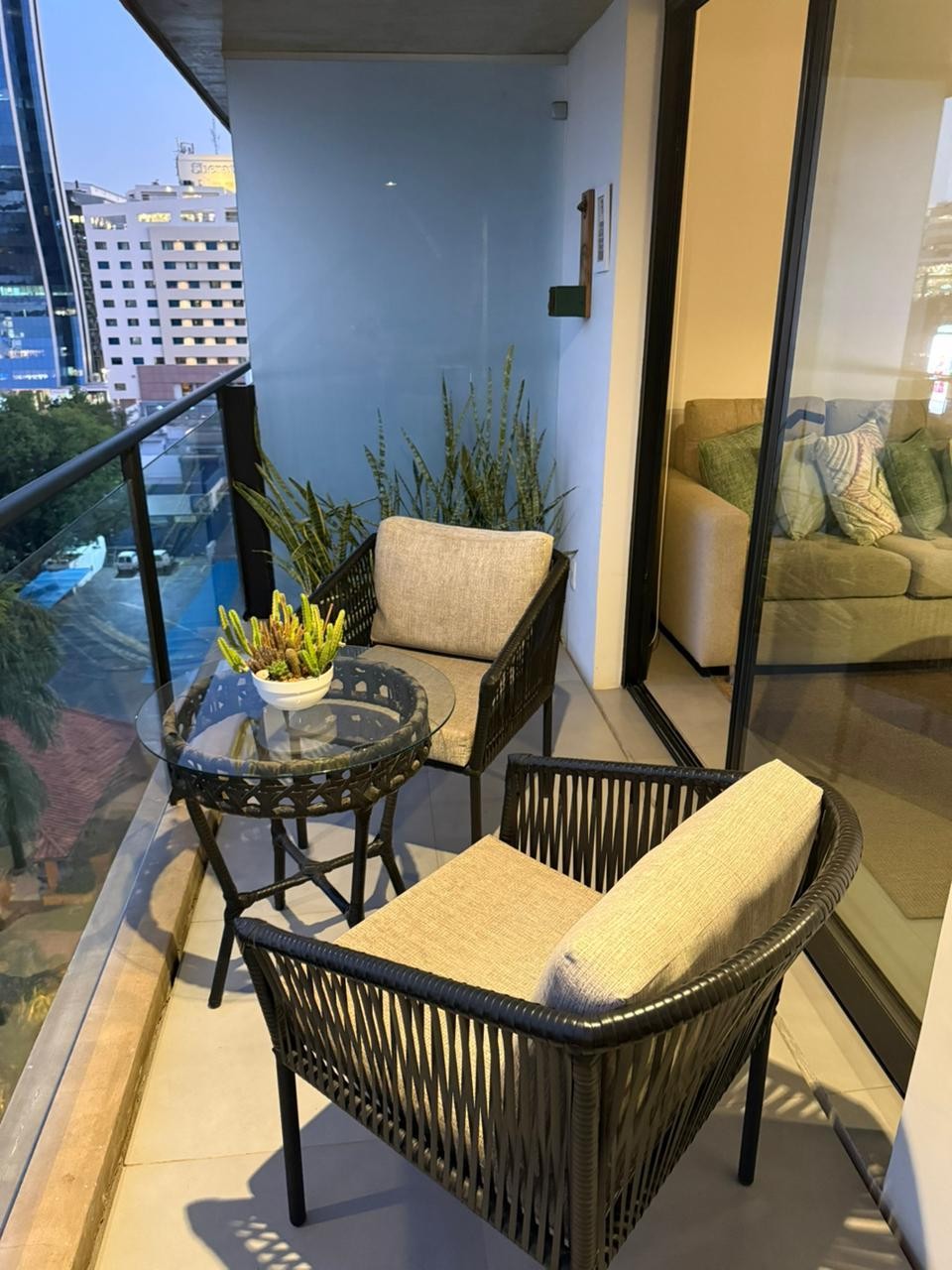 ALQUILO DEPARTAMENTO DE 1 DORMITORIO AMOBLADO A PASOS DEL SHOPPING DEL SOL ✨ — foto 3