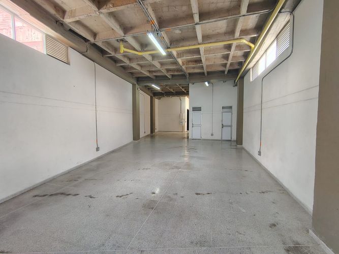 Oficina en arriendo en Belén, Medellín, 180 m² · foto 5 de 10