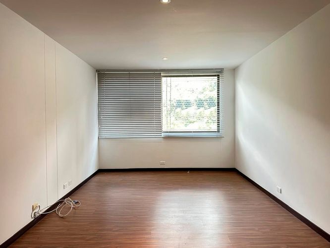 Apartamento de 3 alcobas en arriendo en Los Naranjos, Medellín, 216 m² · foto 11 de 17