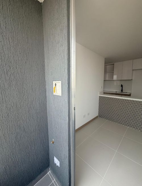 Apartamento de 3 alcobas en venta en Aves Maria, Sabaneta, 74 m² · foto 6 de 11