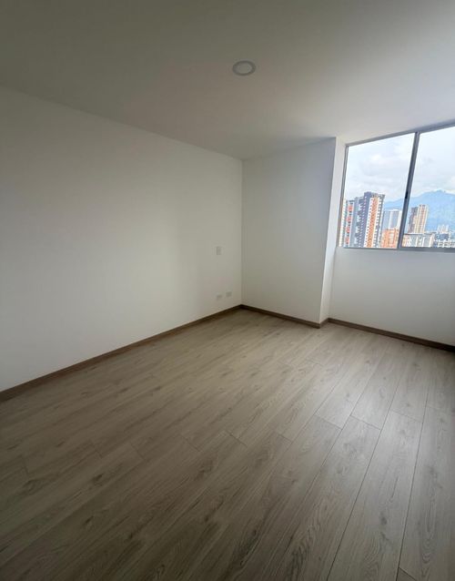 Apartamento de 3 alcobas en venta en Aves Maria, Sabaneta, 74 m² · foto 11 de 11