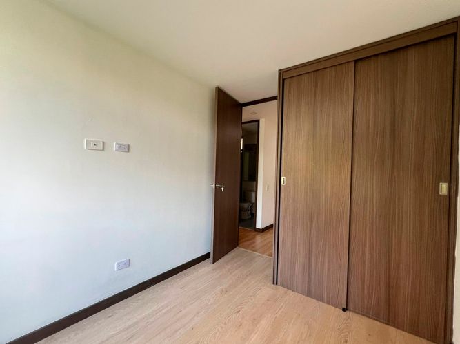 Apartamento de 3 alcobas en arriendo en Camino Verde, Envigado, 85 m² · foto 10 de 18